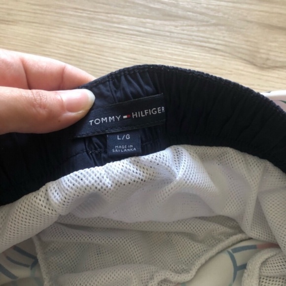 Tommy Hilfiger Men's Logo Print Swim Trunks - White, Red, Green, Blue - Picture 5 of 9